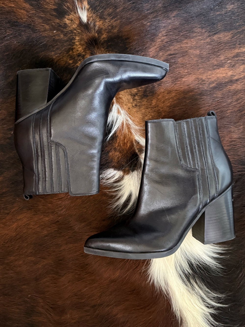 Marc Fisher Black Leather Pointed Toe Block Heel Chelsea Ankle Booties